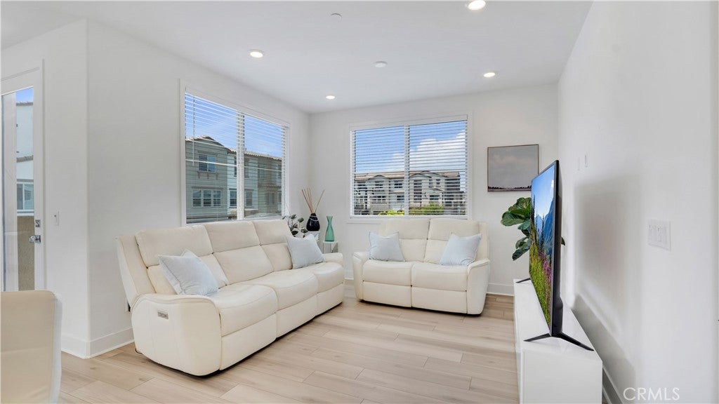 Properties 4 510 Bluegrass Way