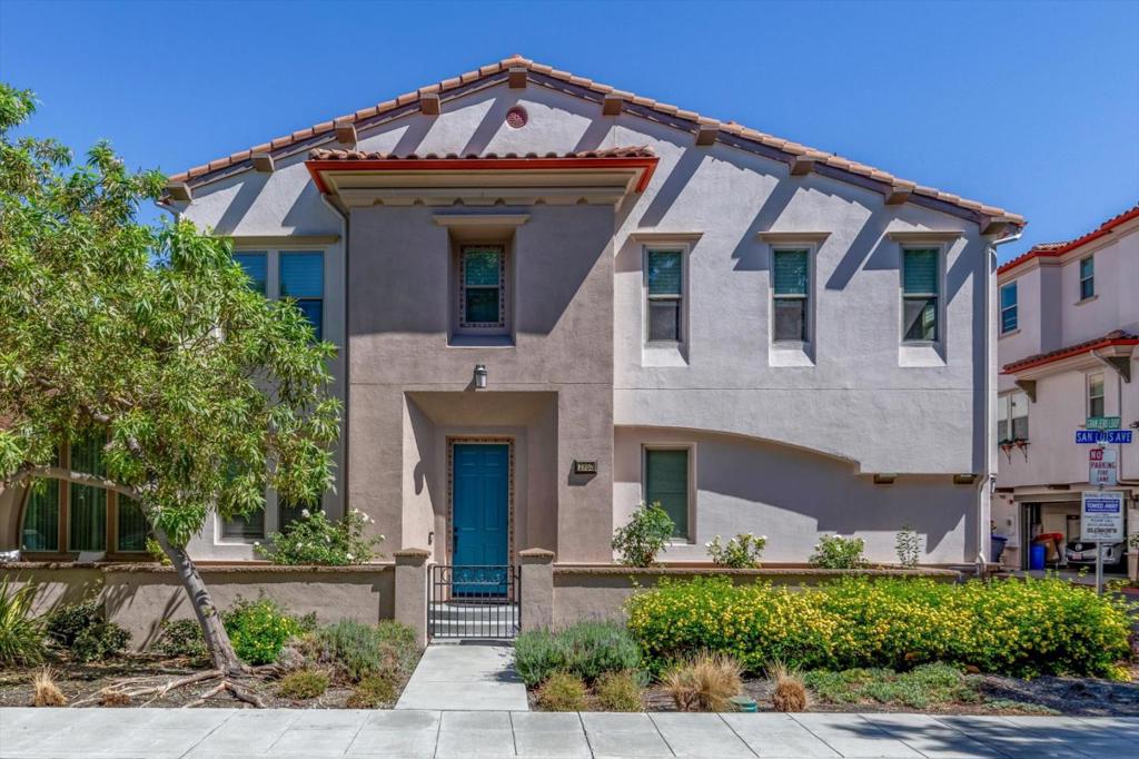 1952 San Luis Avenue