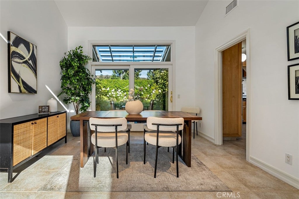 5372 Blinn Lane, Irvine CA 92603 - Photo 10