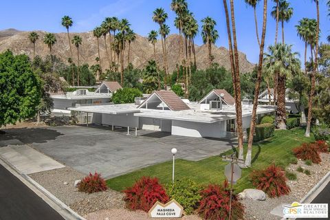 Photo of 42379 Rancho Las Palmas Drive #29, Rancho Mirage, CA 92270 (MLS # 26799862PS)
