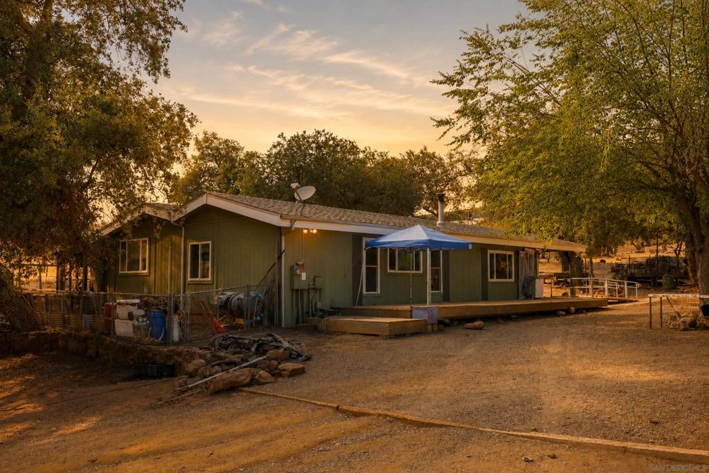 25218 Black Canyon Road