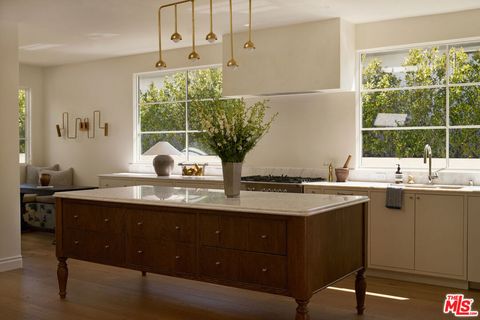 2214 Glencoe Avenue Venice CA 90291