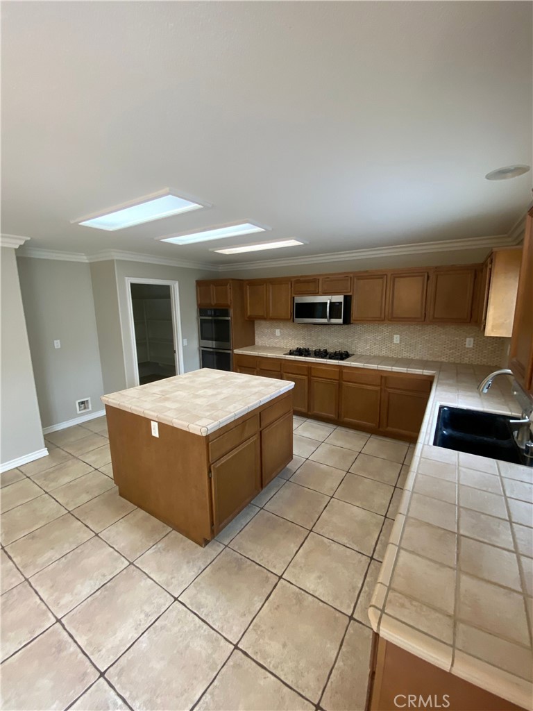 33092 Monte Drive