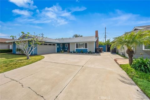 Photo of 2750 E Diana Avenue, Anaheim, CA 92806 (MLS # OC26042539)