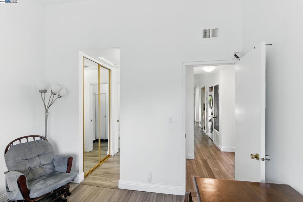 CIVIC TERRACE - Residential