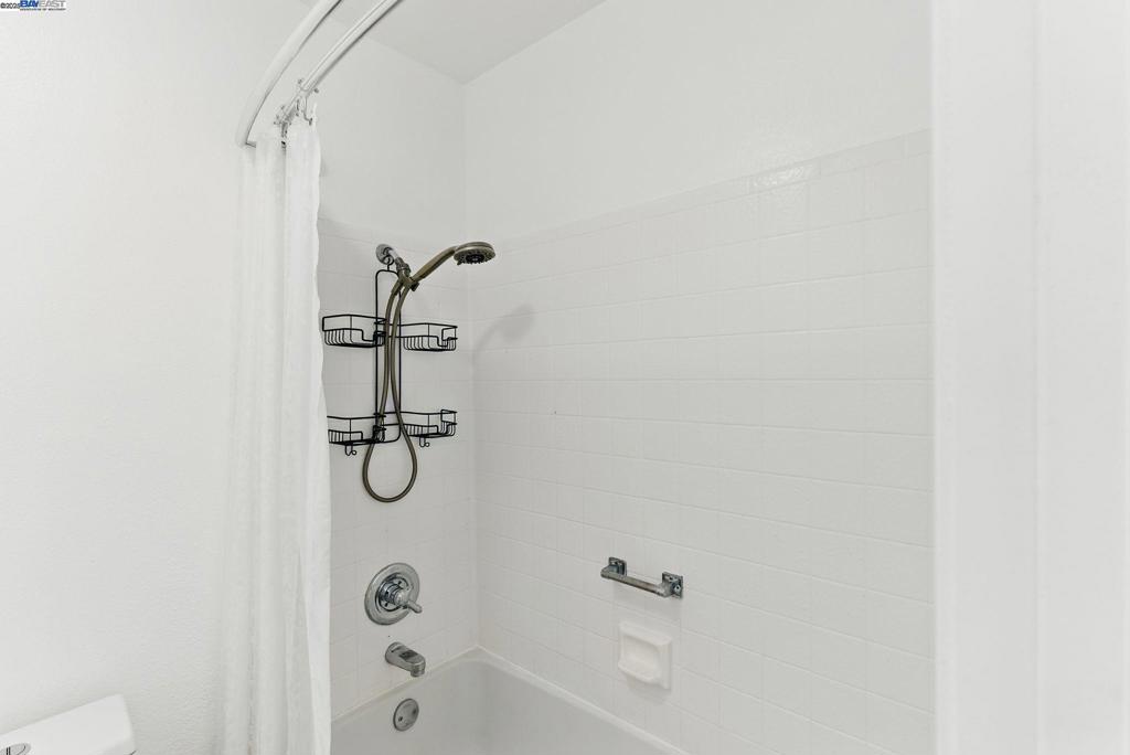 CIVIC TERRACE - Residential