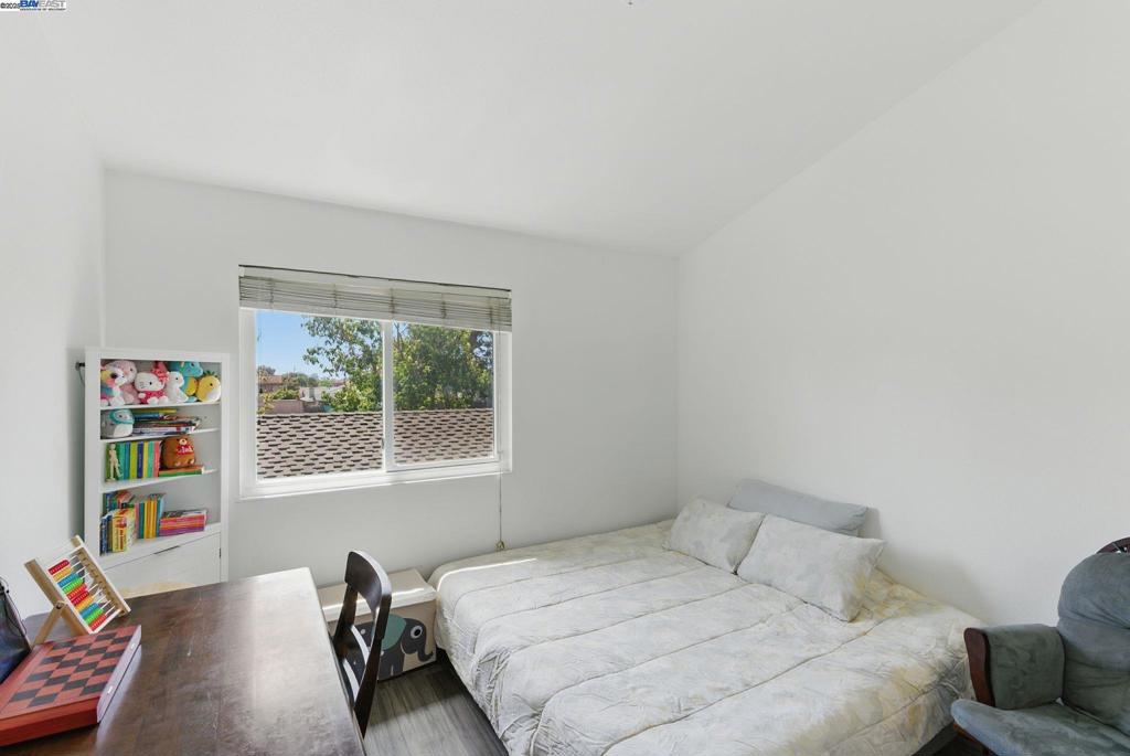 CIVIC TERRACE - Residential