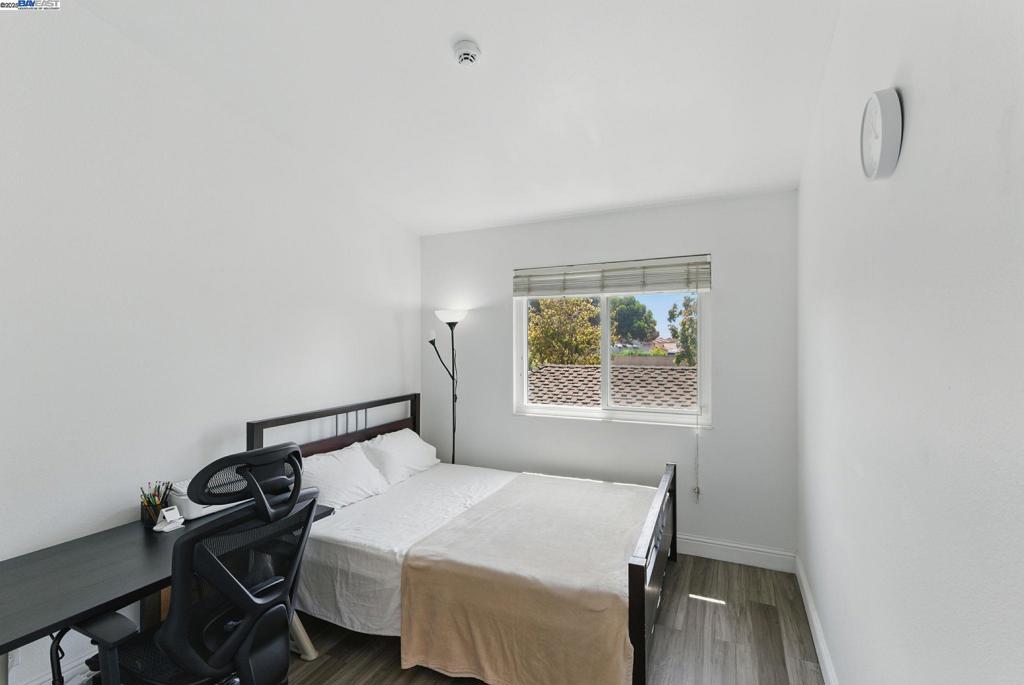 CIVIC TERRACE - Residential