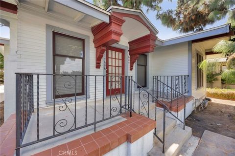 7606 7608 Pickering Avenue Whittier CA 90602