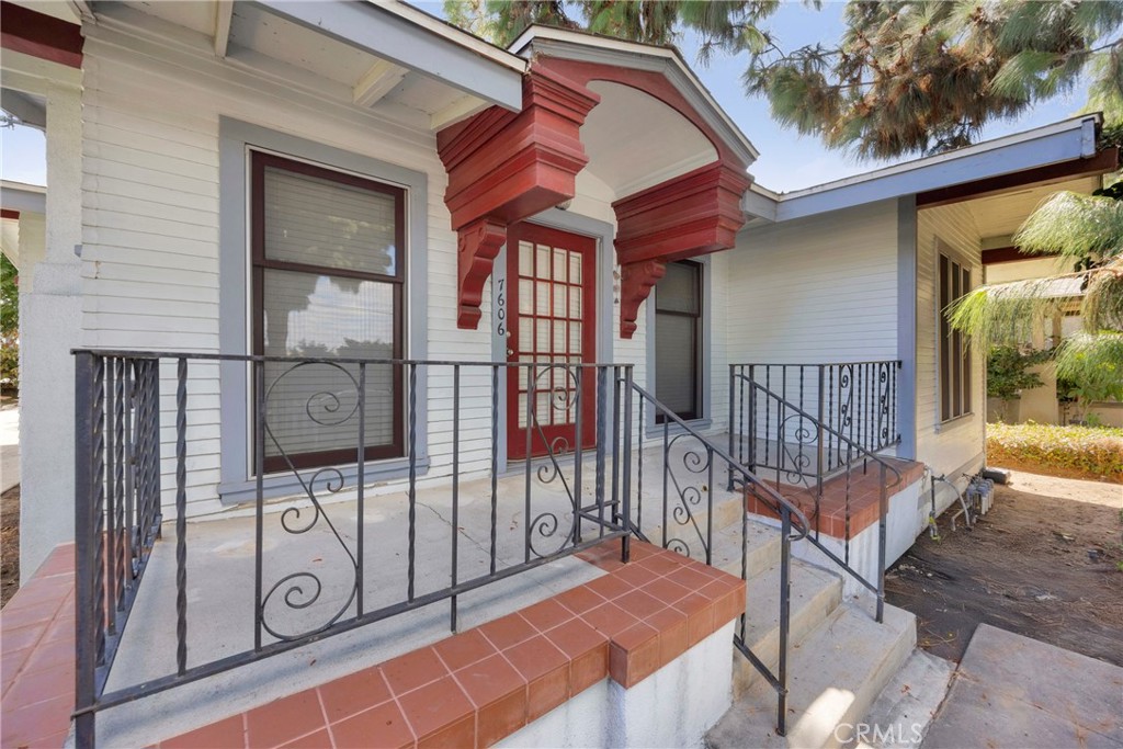 Two fully detached homes on a 7,000± SF lot with classic 1920s architectural appeal in the front house and modern construction in back. The front home (c.1924) is 1,288 SF, 3BD/2BA, single-story, renovated kitchen & baths, stainless steel appliances, updated plumbing & electrical, and central AC & heat. The rear home (custom-built 2010) is 893 SF, 2BD/2BA, also with central AC & heat. Recently replaced roofs on both structures. Separate addresses & separate utility meters. In-unit washer & dryer. Parking includes (two) 2-car garages + driveway spaces. Beautifully maintained landscaping, mature citrus & avocado trees, and inviting curb appeal. Blocks to Uptown Whittier & Whittier College. Zoned R-4. May be purchased with 7602–7604 and 7612–7614 Pickering, as a rare side-by-side portfolio offering.