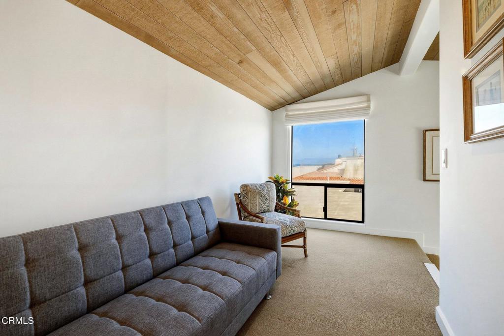 Oxnard, California, 93035, United States, 3 Bedrooms Bedrooms, ,4 BathroomsBathrooms,Residential,Active,2041521