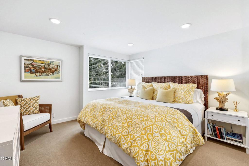 Oxnard, California, 93035, United States, 3 Bedrooms Bedrooms, ,4 BathroomsBathrooms,Residential,Active,2041521