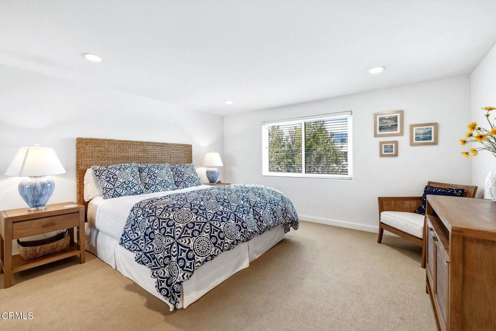 Oxnard, California, 93035, United States, 3 Bedrooms Bedrooms, ,4 BathroomsBathrooms,Residential,Active,2041521