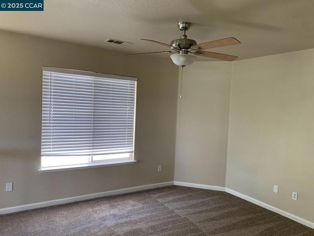 DISCOVERY  BAY - Residential