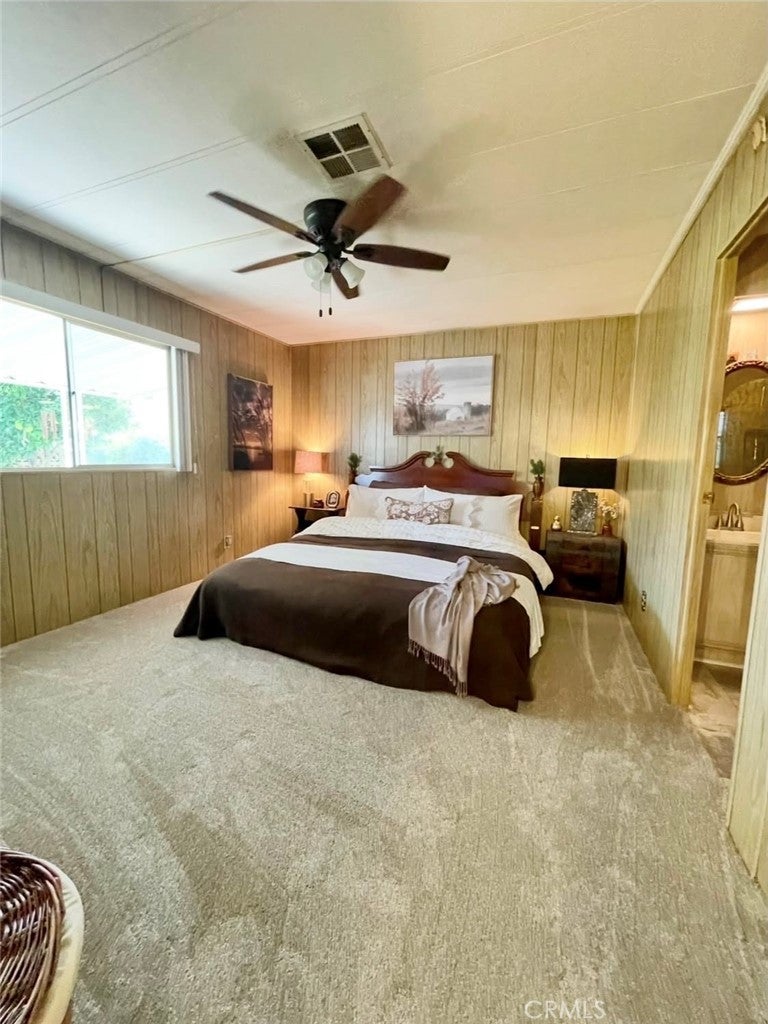 2310 lake glen 52
