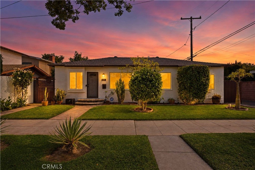 618 W 21st ST, Long Beach CA 90806