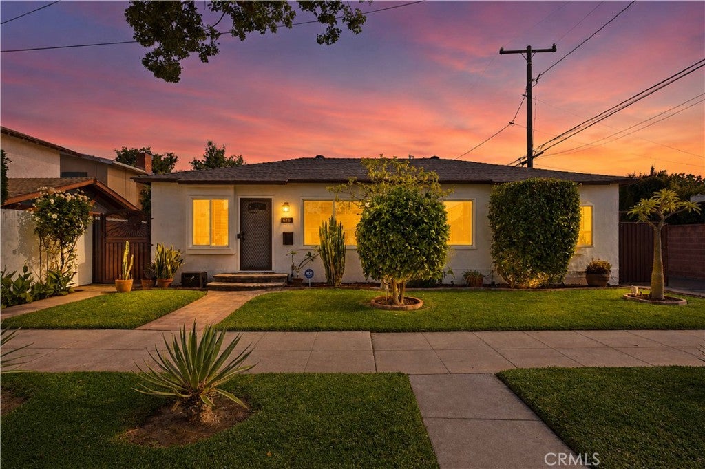 618 W 21st ST, Long Beach CA 90806