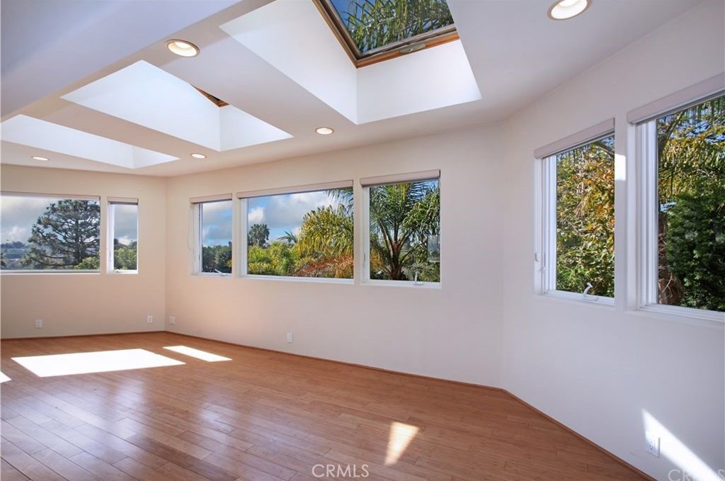 Newport Heights (NEWH) - Residential Lease