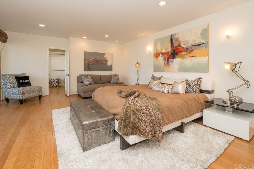 Newport Heights (NEWH) - Residential Lease