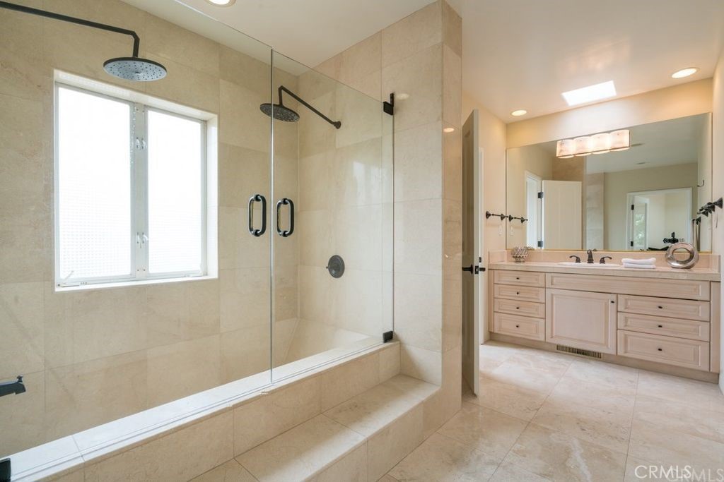 Newport Heights (NEWH) - Residential Lease