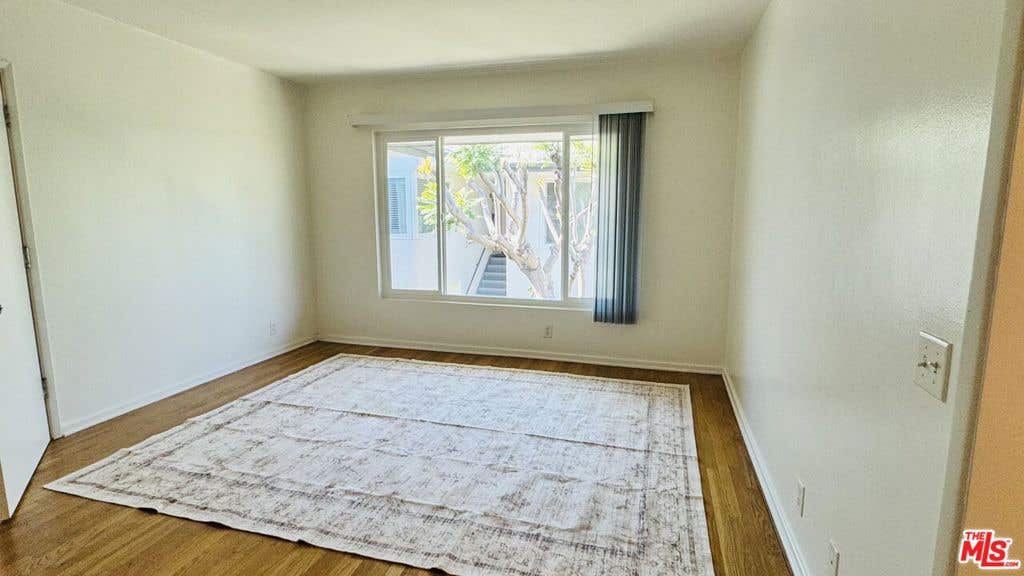 Photo of 912 6th Street #8, Santa Monica, CA 90403 (MLS # 26835365)