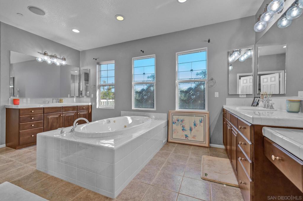 Southwest Escondido - Residential