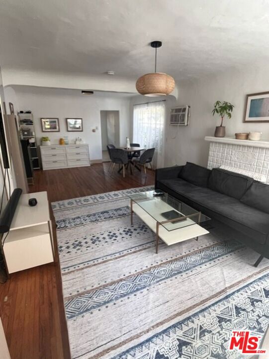 4354 Coolidge Avenue