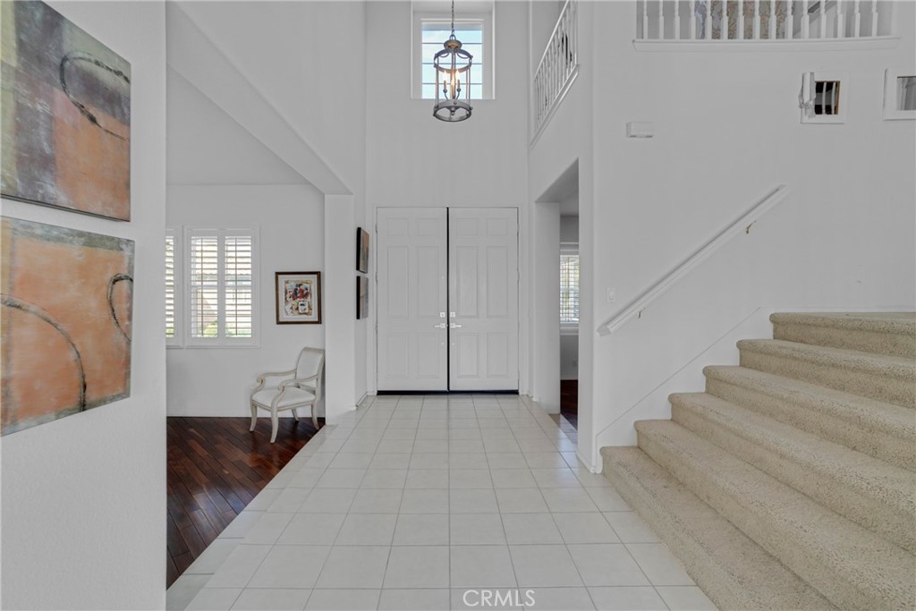 24306 Via La Casa
