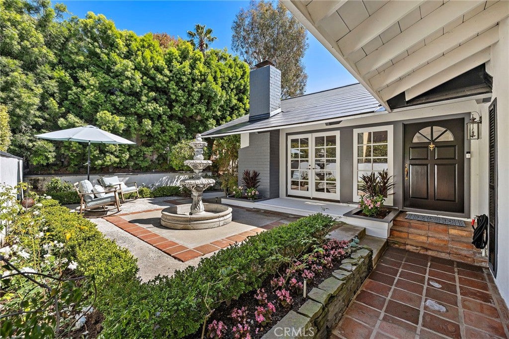 1467 Regatta Road