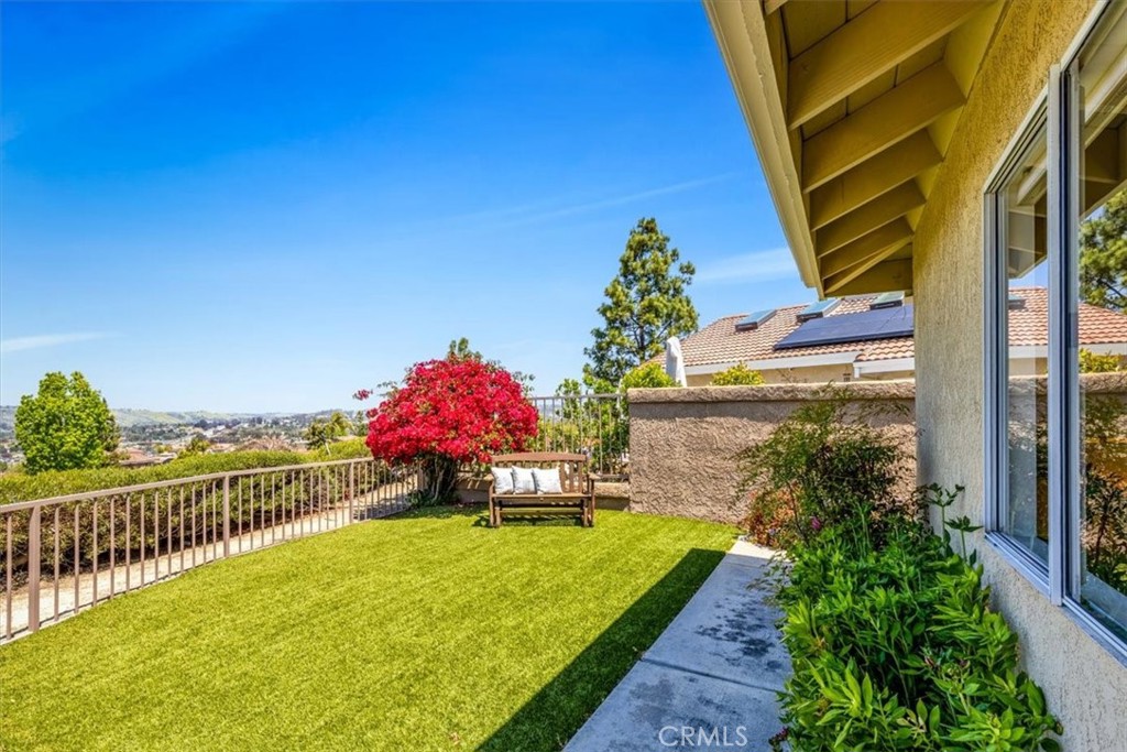 27545 Paseo Mimosa