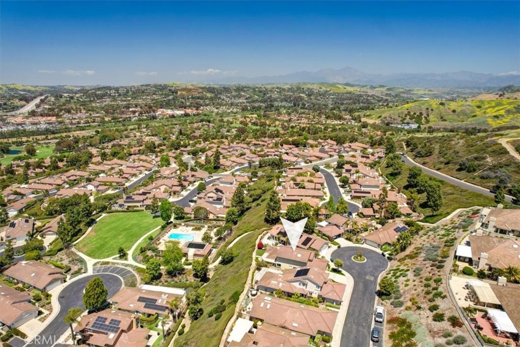 27545 Paseo Mimosa