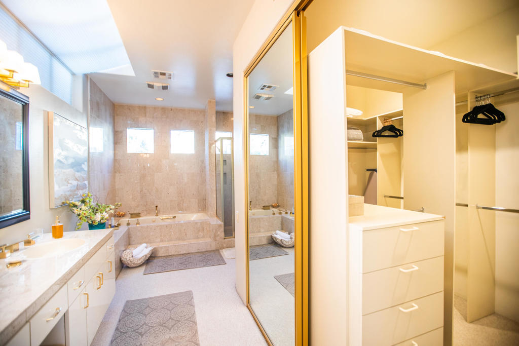 Desert Horizons C.C. - Residential Lease
