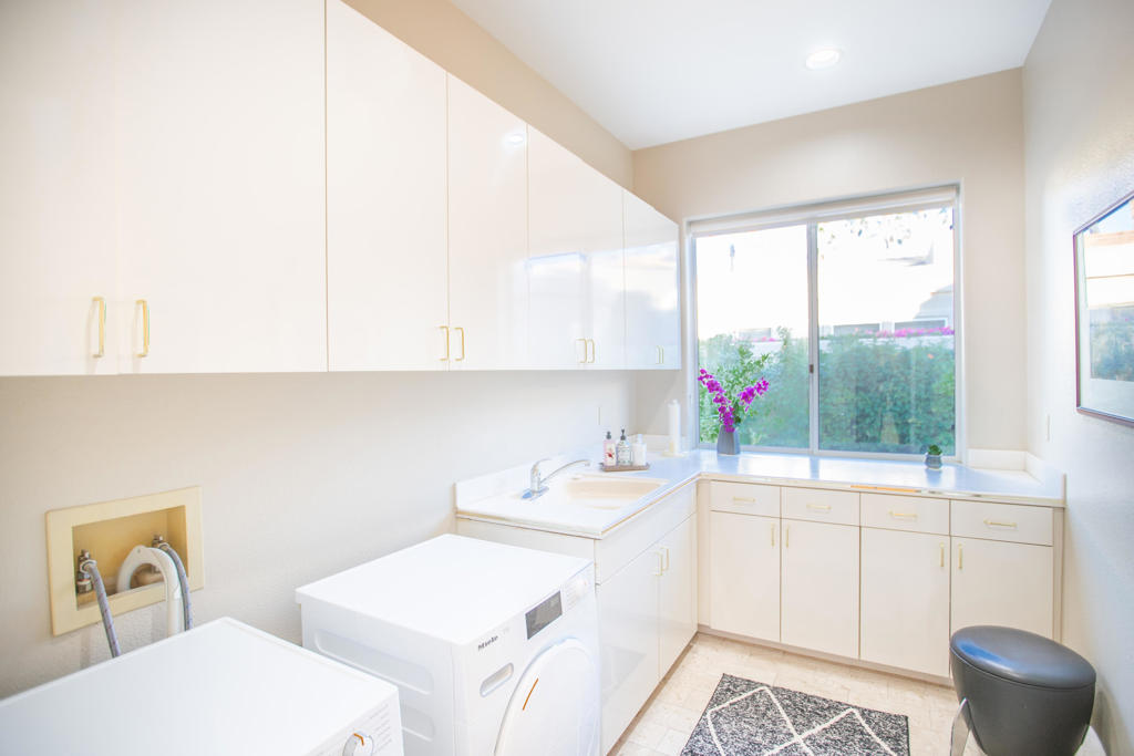 Desert Horizons C.C. - Residential Lease
