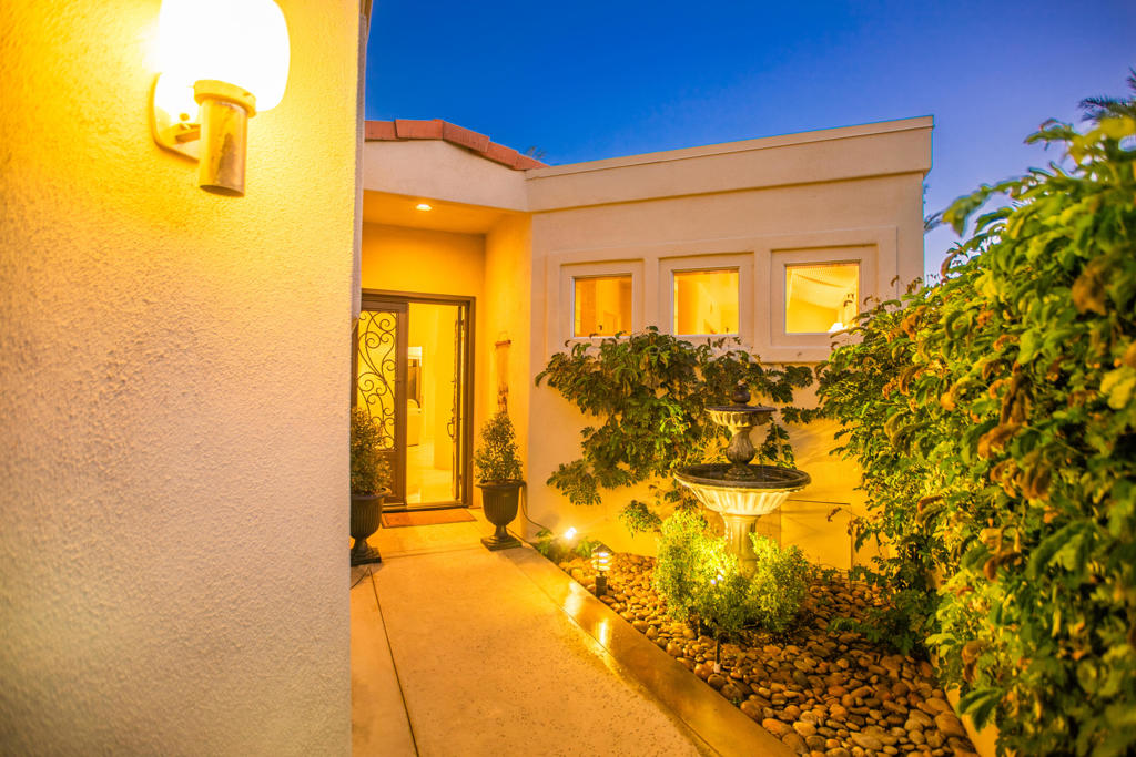 Desert Horizons C.C. - Residential Lease