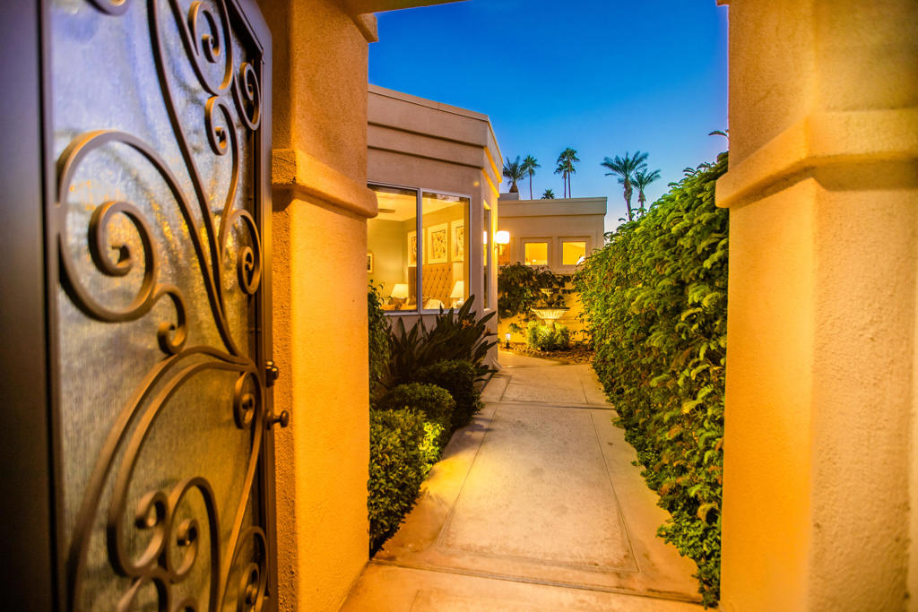 Desert Horizons C.C. - Residential Lease