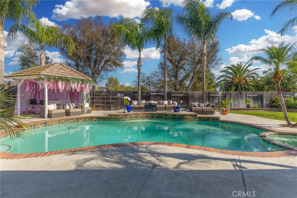 Corona - Residential