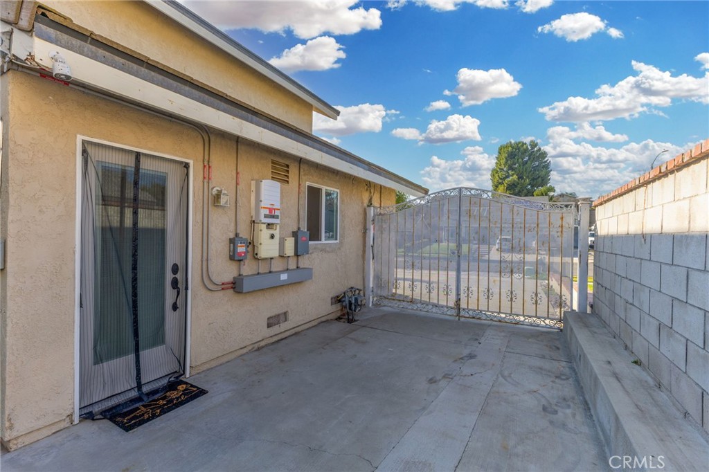 Corona - Residential