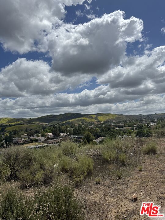1000 E Thousand Oaks Boulevard