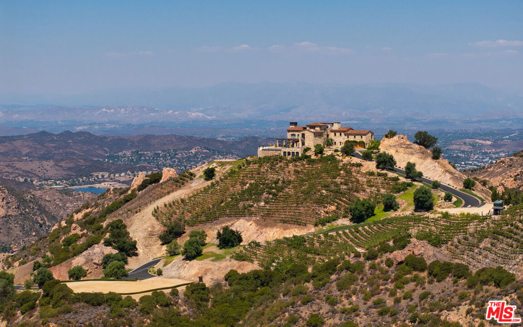 340 N Kanan Dume Road