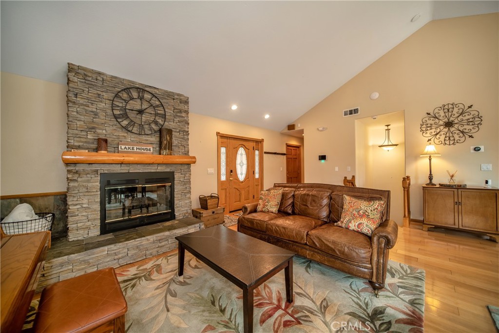 27391 Cottonwood Lane
