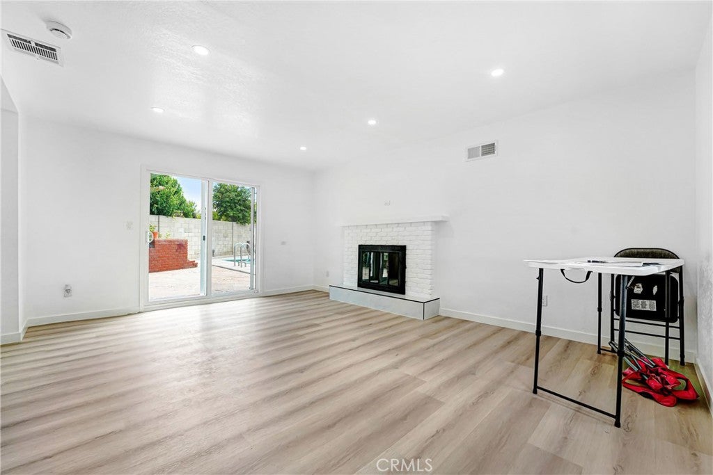 13260 Winfield