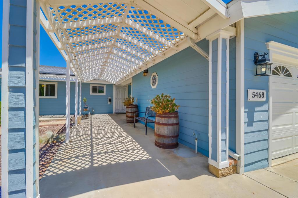 5468 Princess View Place