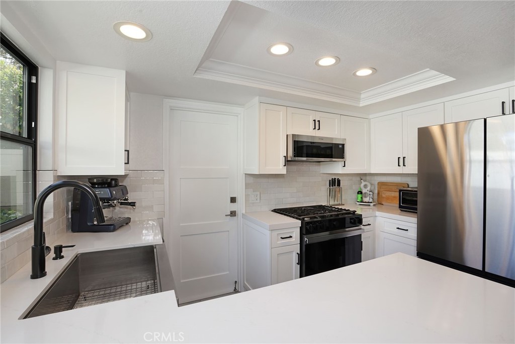 2479 Rue De Cannes B2