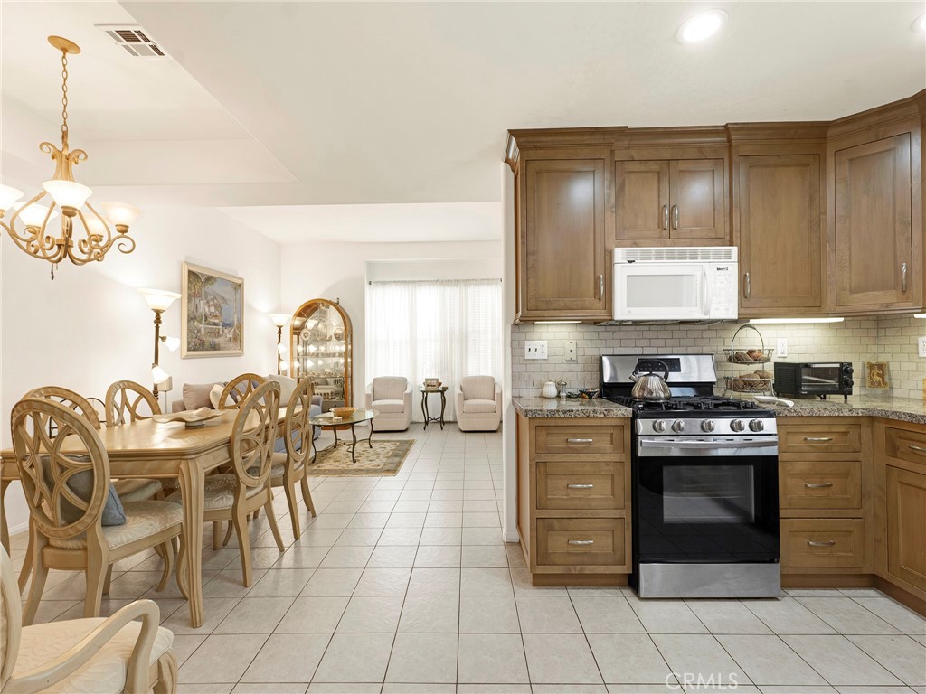 Case Flores (460) - Residential