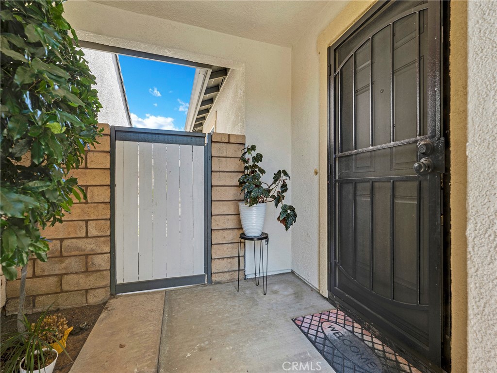 Case Flores (460) - Residential