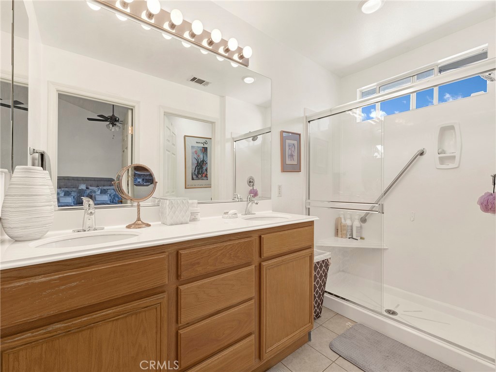 Case Flores (460) - Residential