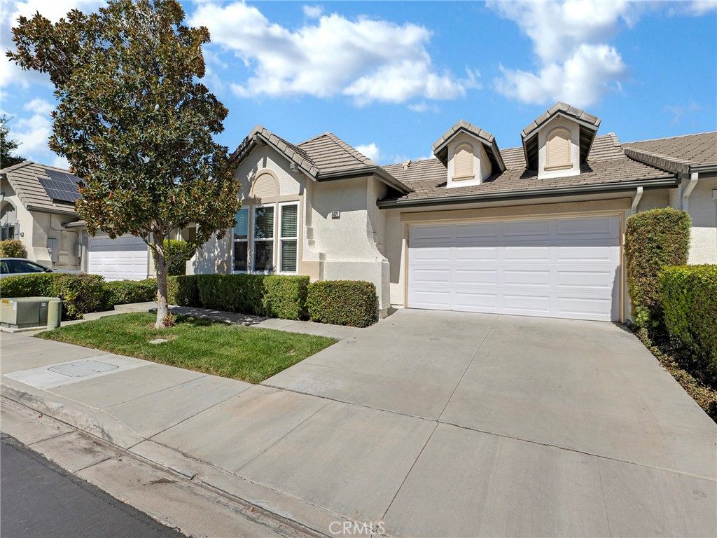 Photo of 5621 Daisy St, Simi Valley, CA 93063 (MLS # SR25234777)