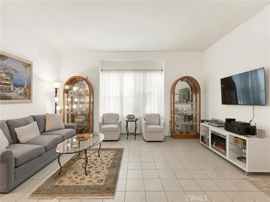 Case Flores (460) - Residential