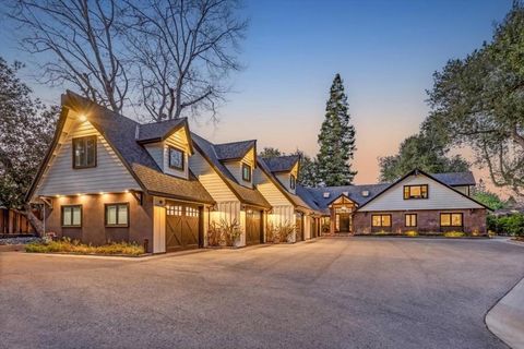 Photo of 2241 Dry Creek Road, San Jose, CA 95124 (MLS # ML82037353)