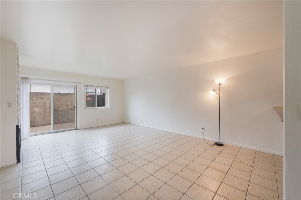 2306 Delaware B